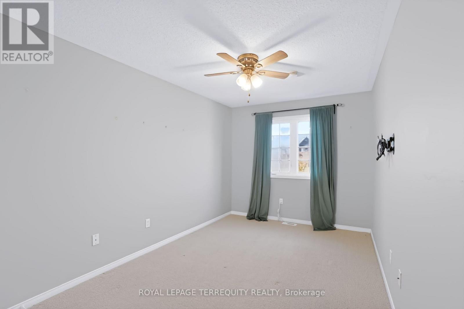 19- 253 Sprucewood Crescent West, Clarington, ON photo 32