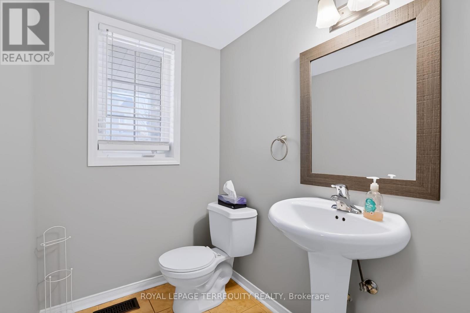 19- 253 Sprucewood Crescent West, Clarington, ON photo 44