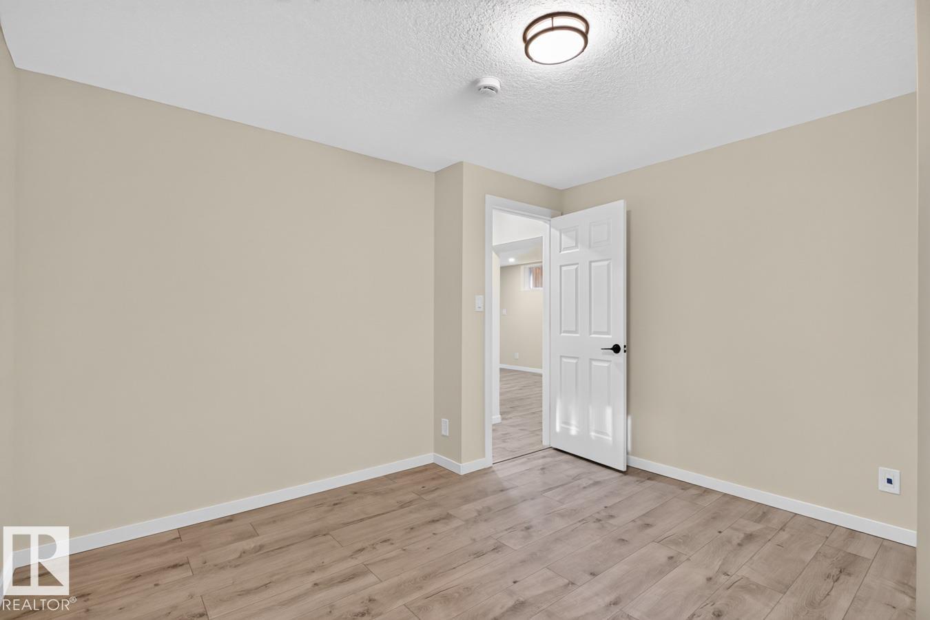 12007 69 Street NW, photo 33