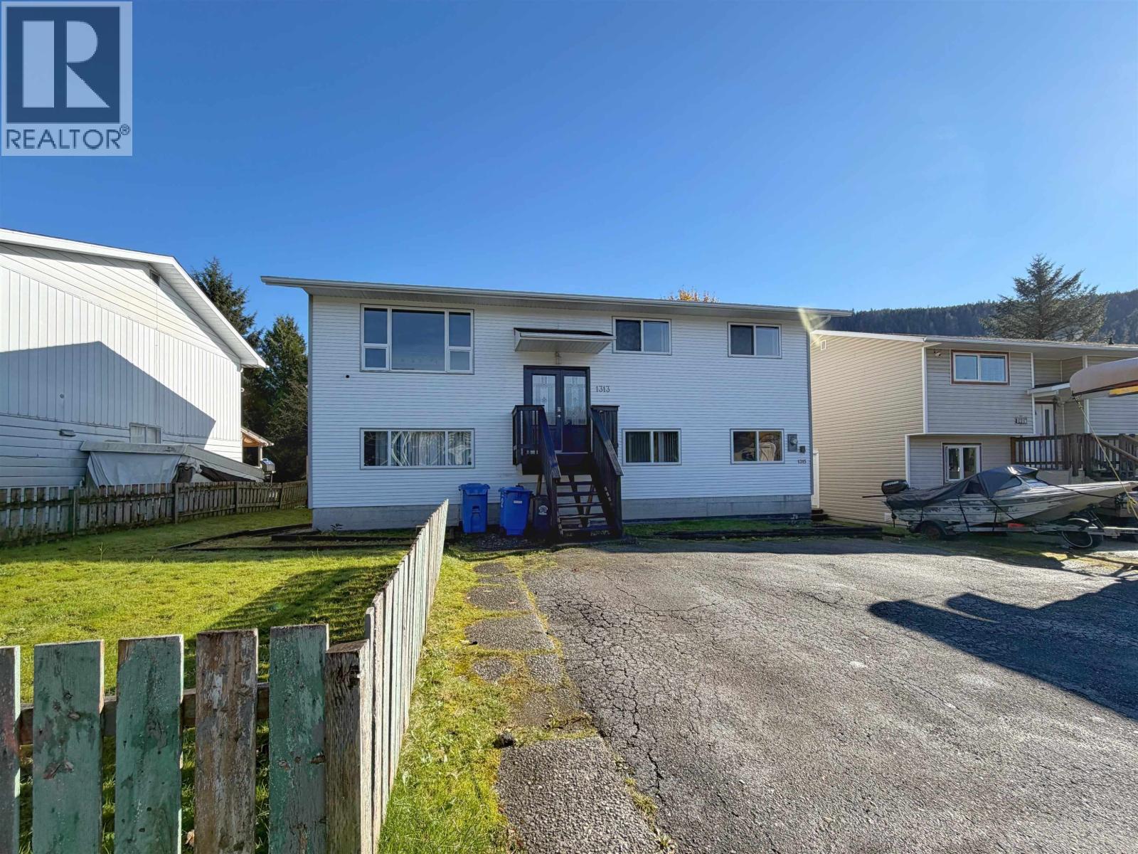 1313 OMINECA AVENUE - 1