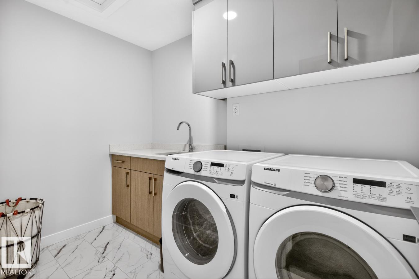 3227 Magpie LI NW - 32