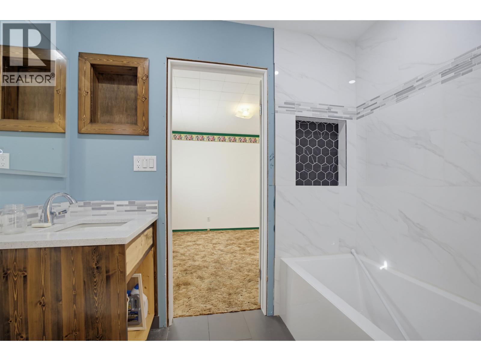 2134 SOUTH LAKESIDE DRIVE - 14