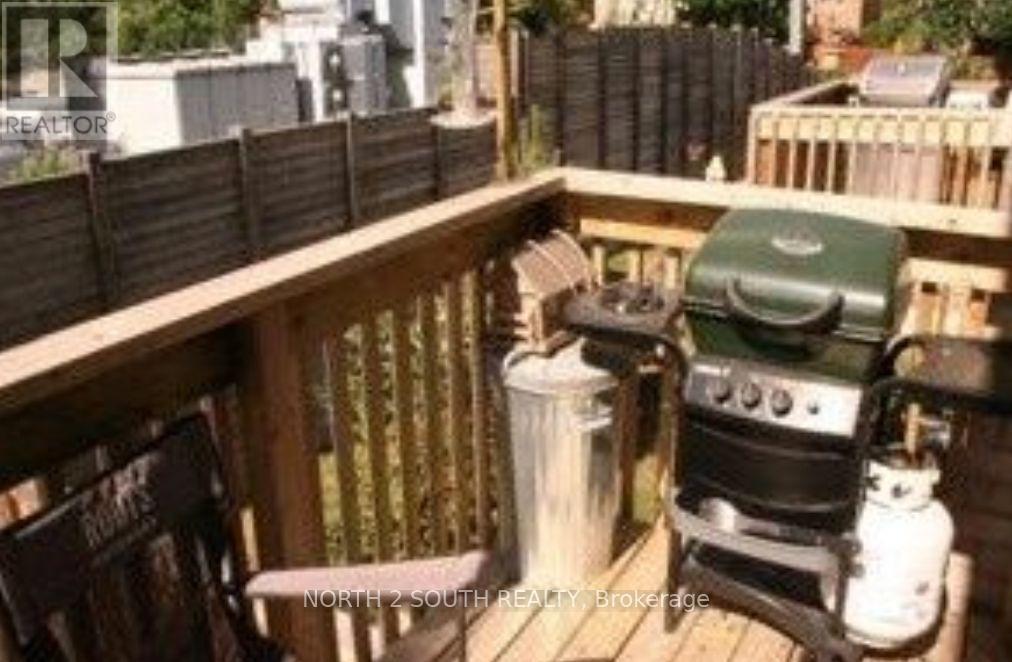 80 BURGON PLACE, Aurora (Aurora Village) — photo 8