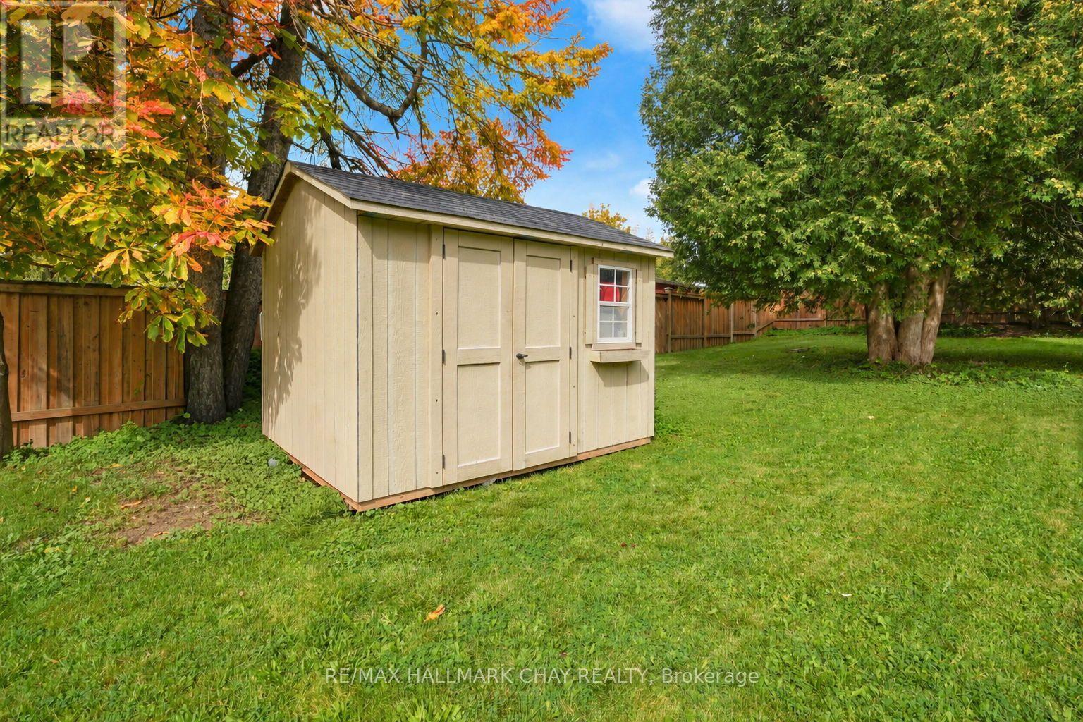 11 King Street, Innisfil photo 15