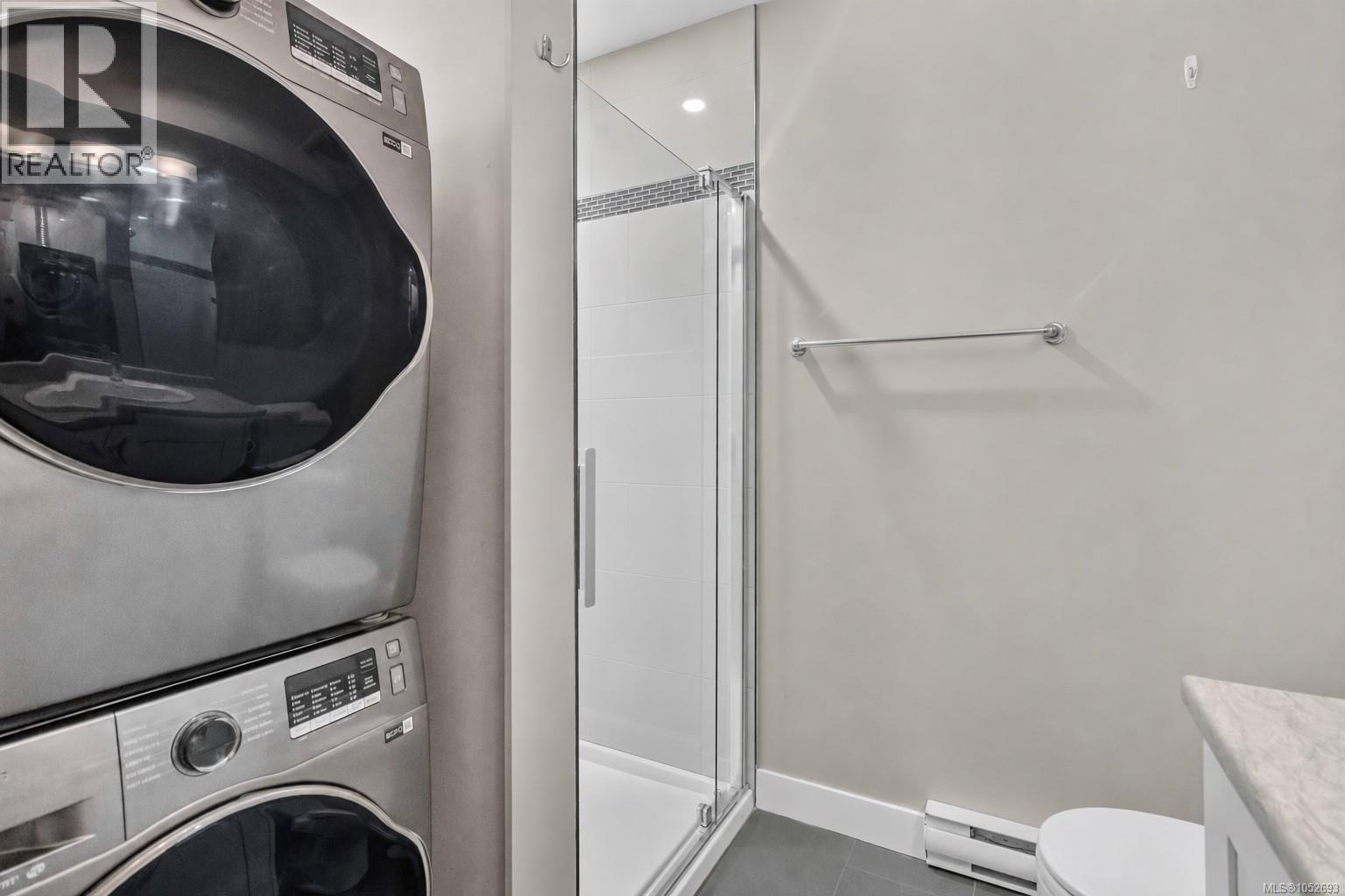 204 844 Goldstream Avenue, Langford