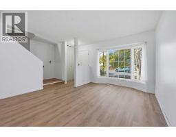 4pc Bathroom - 70 Edgeburn Crescent Nw, Calgary, AB T3A4J3 Photo 6