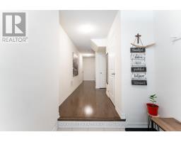 Bathroom - 29 Arrowview Drive, Brampton, ON L7A5H6 Photo 8