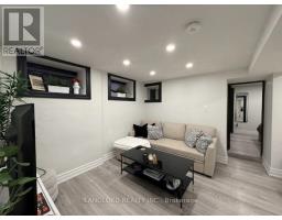 4 - 121 Sorauren Avenue, Toronto, ON M6R2E3 Photo 7