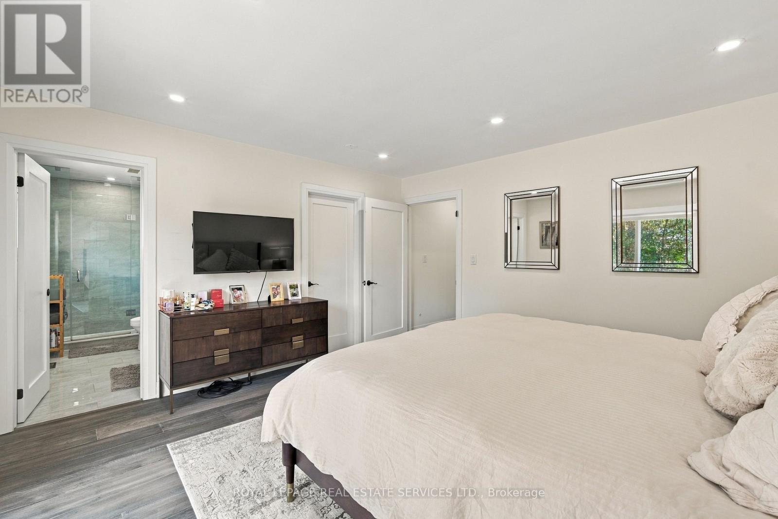 560 Stonecliffe Road, Oakville, ON photo 13