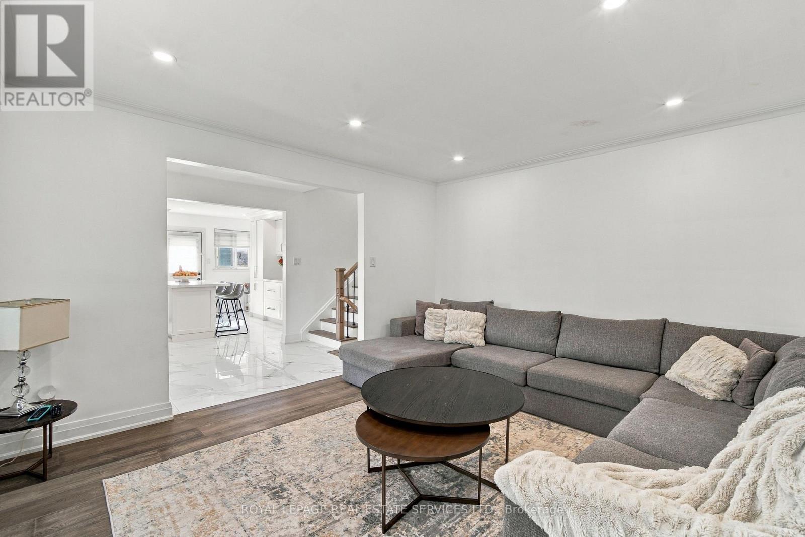 560 STONECLIFFE ROAD, Oakville (WO West) — photo 3