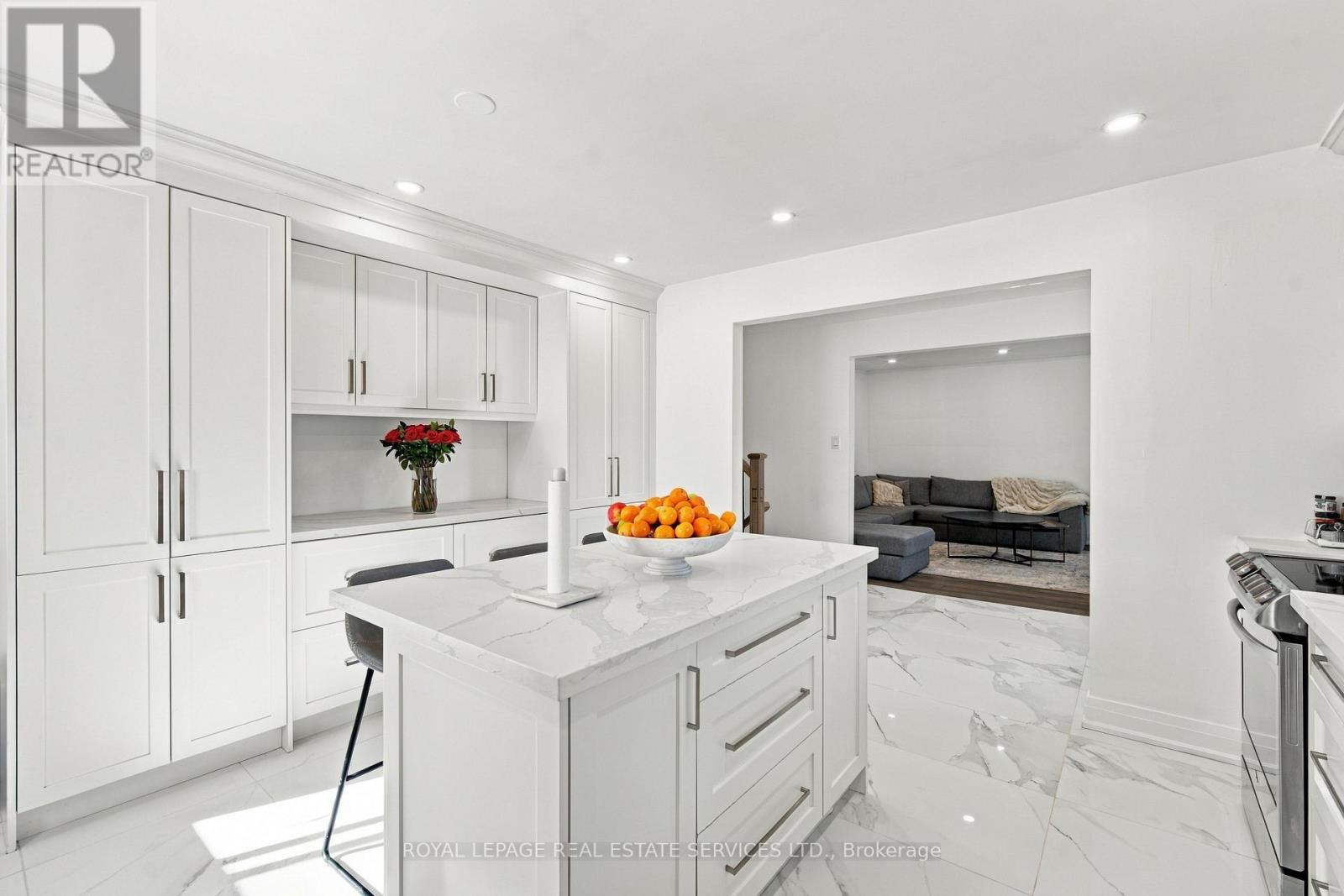 560 STONECLIFFE ROAD, Oakville (WO West) — photo 6