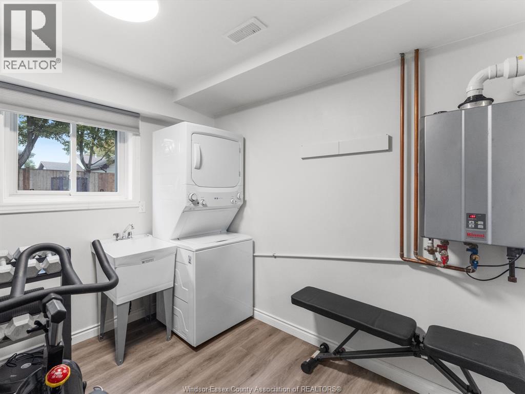 260 TAYLOR ROAD - 30