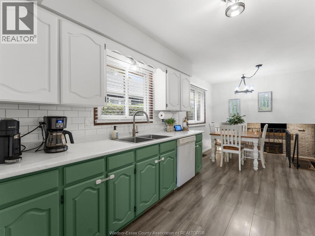 260 TAYLOR ROAD - 10