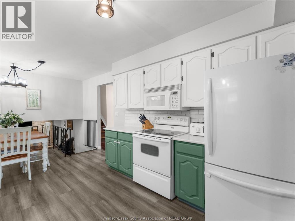 260 TAYLOR ROAD - 11