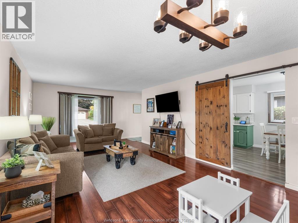 260 TAYLOR ROAD - 9