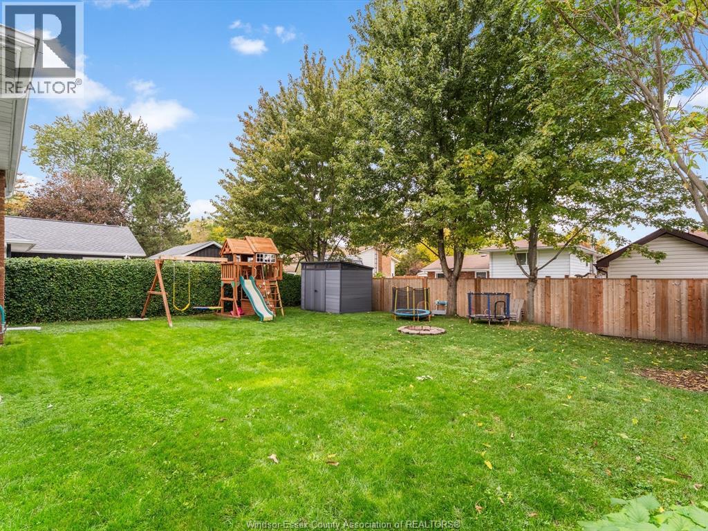 260 TAYLOR ROAD - 35