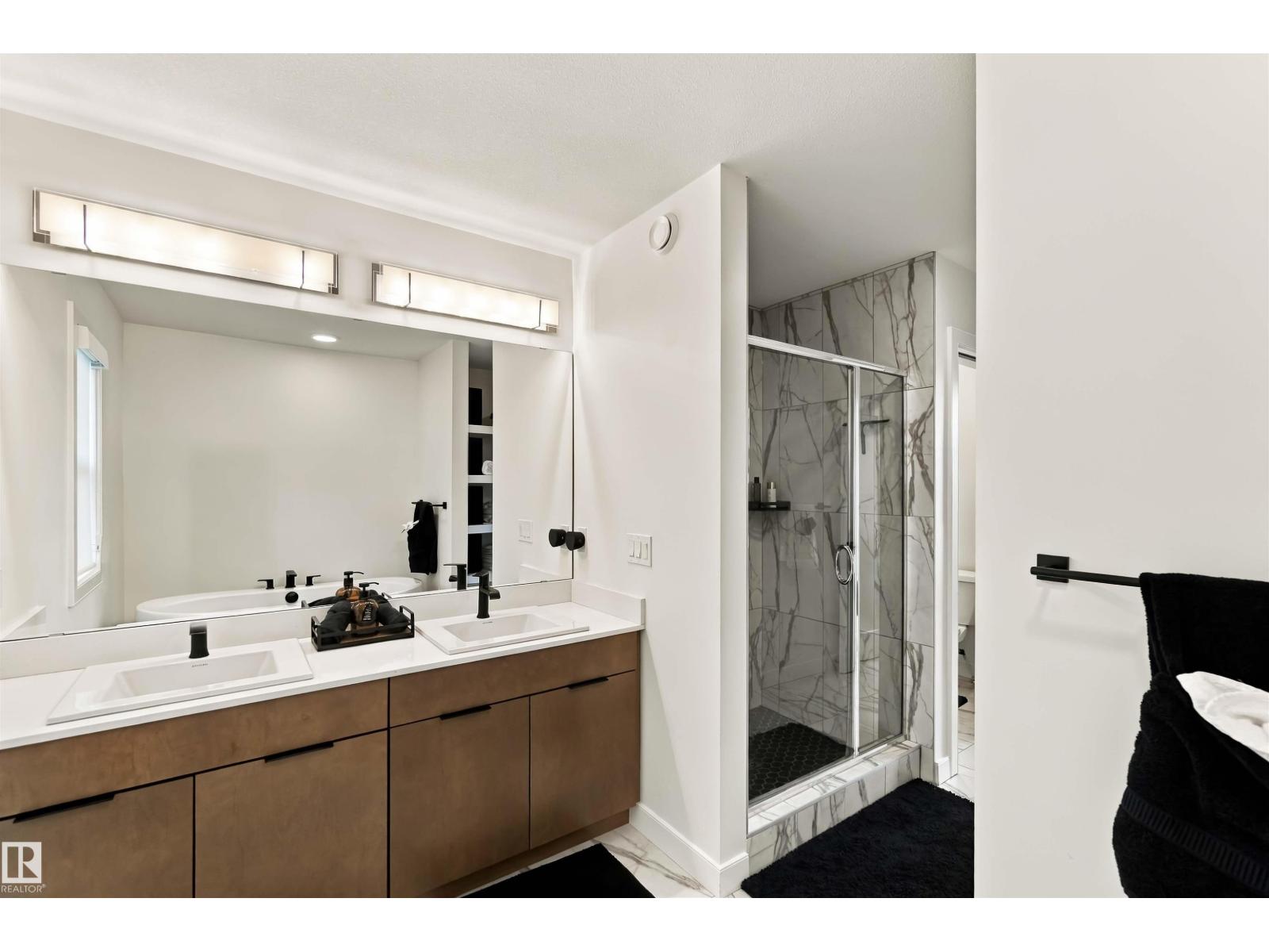 Property photograph 43 for MLS E4513296