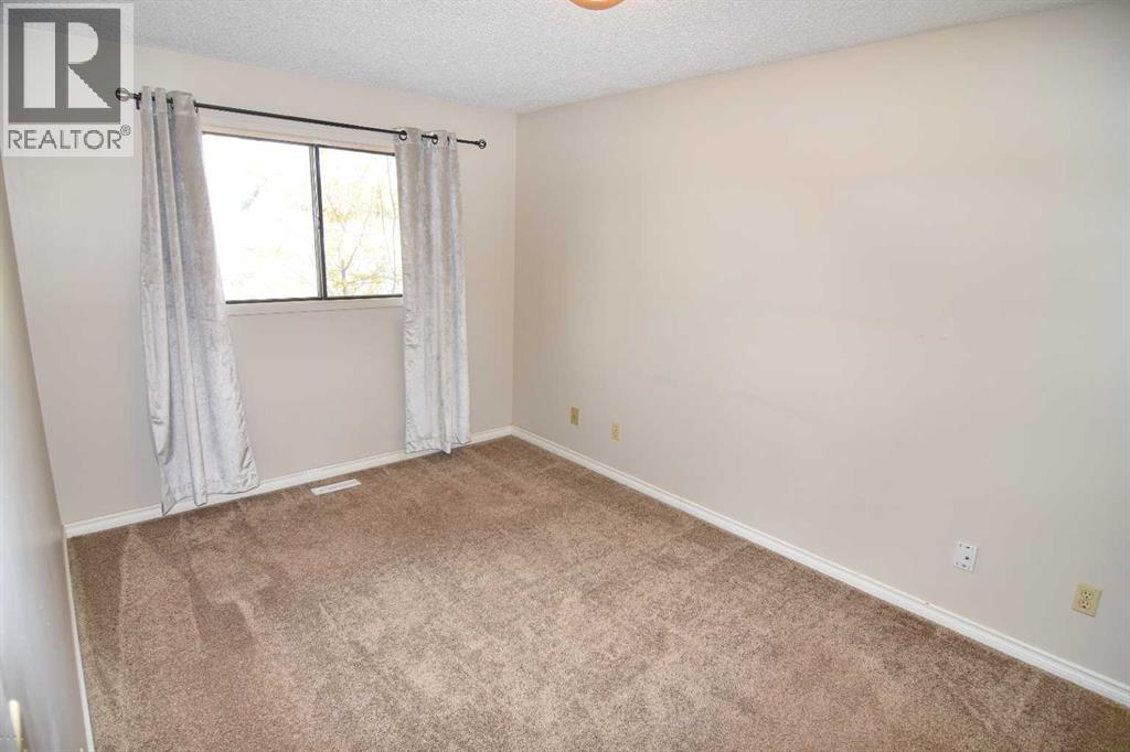 412 Abadan Place NE photo 16