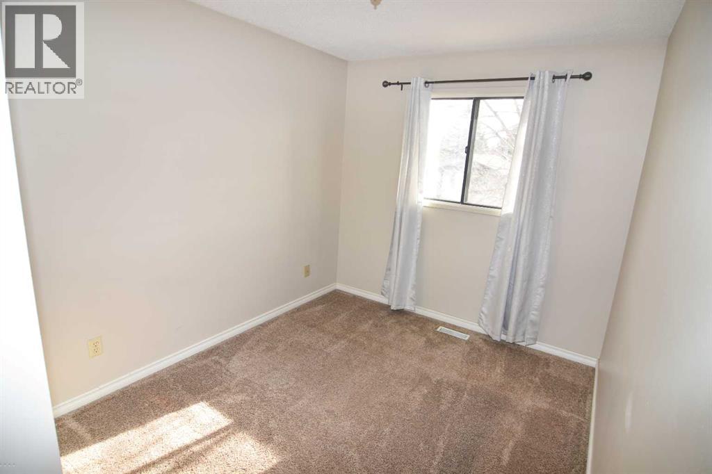 412 Abadan Place NE photo 17