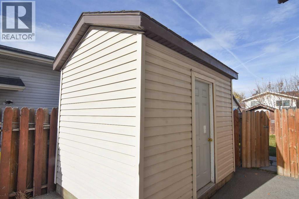 412 Abadan Place NE photo 7