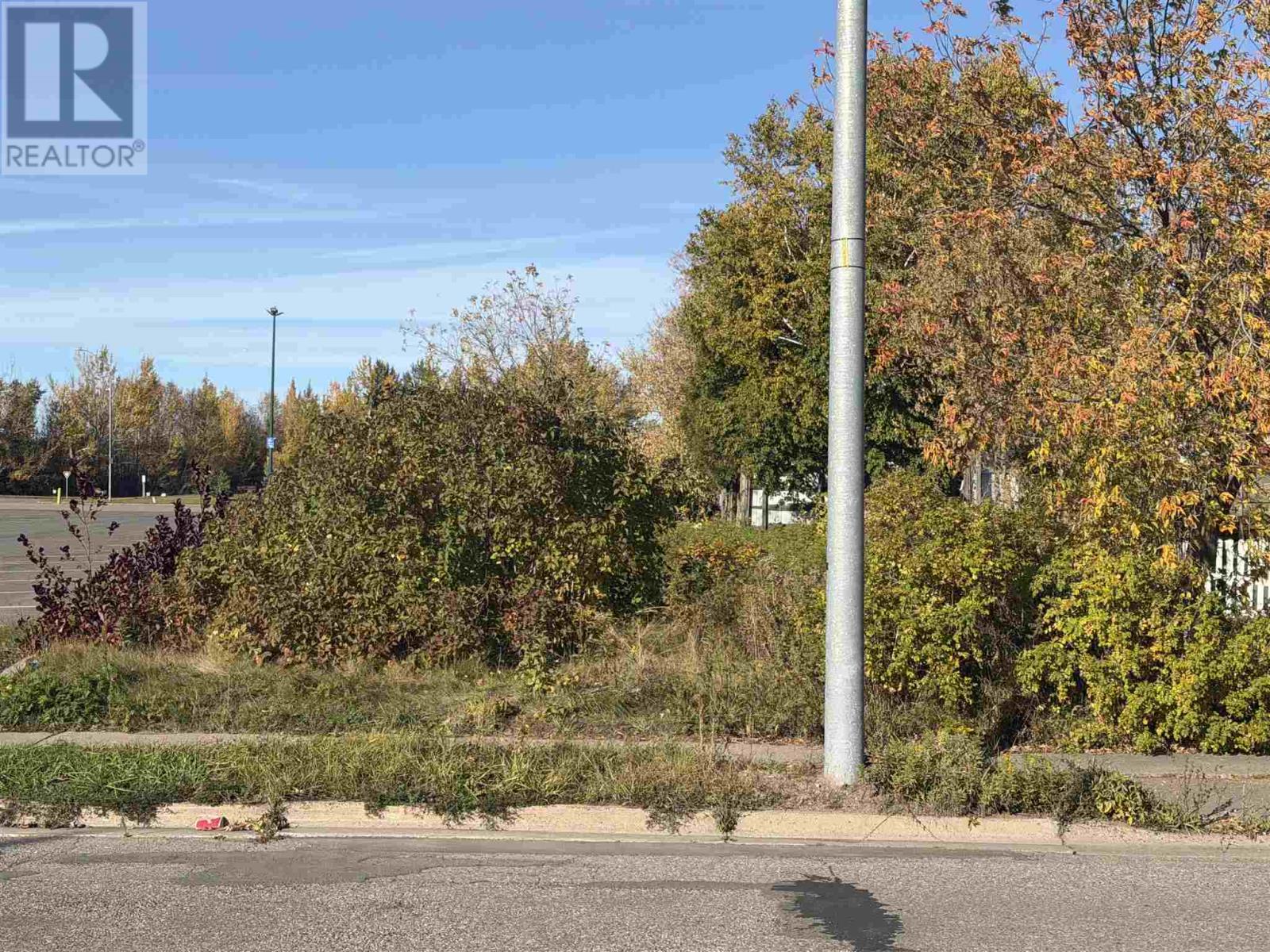 418 Albert ST W, Sault Ste. Marie — photo 2