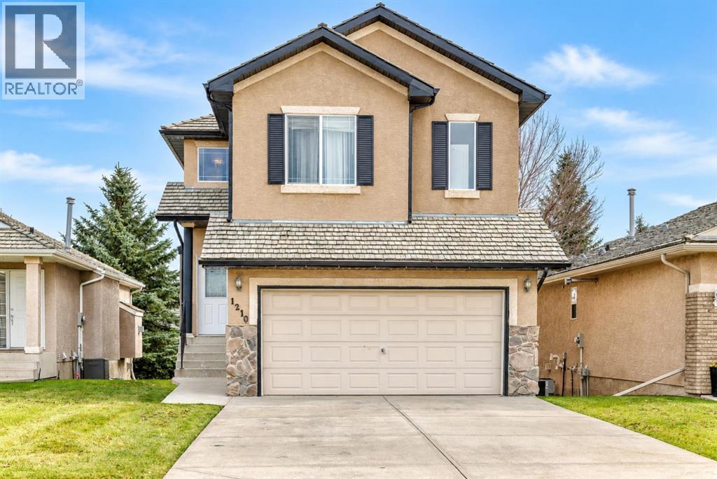 1210 Harvest Hills Drive NE