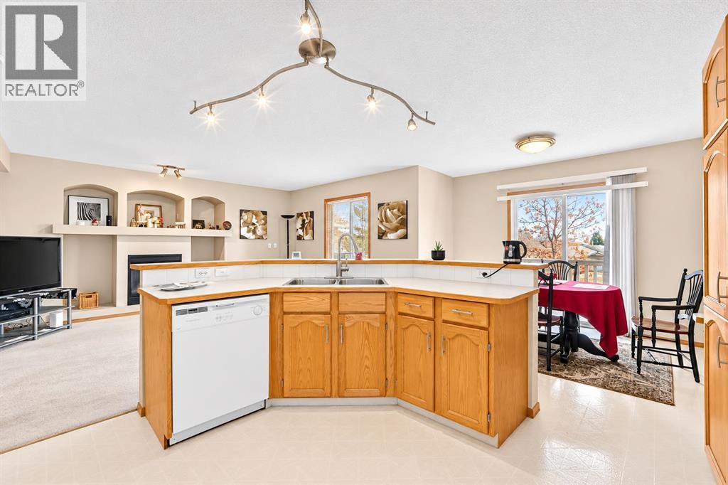 1210 Harvest Hills Drive NE photo 5