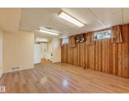 7615 135a Av Nw Nw, Edmonton, AB T5C2J2 Photo 35