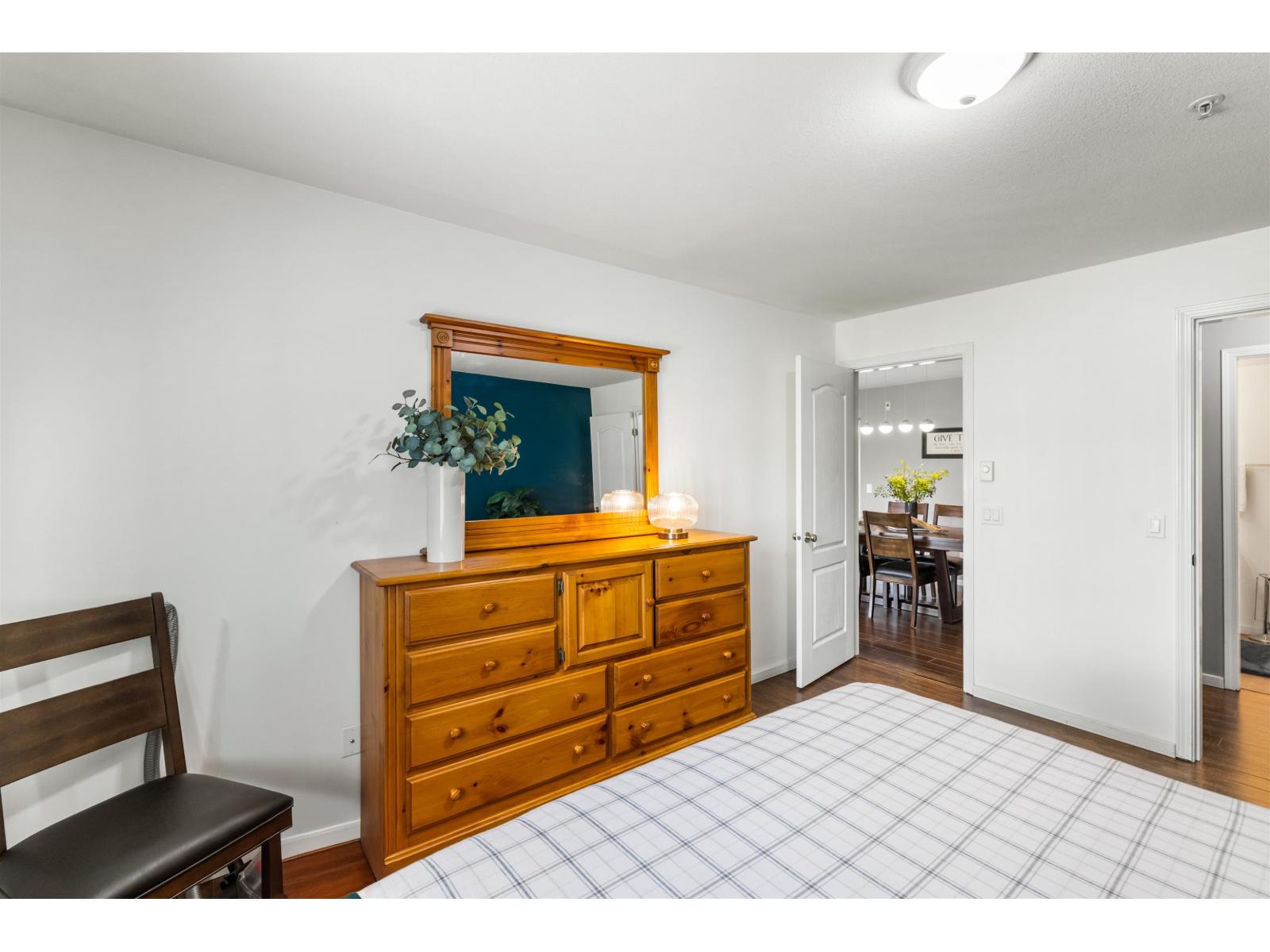 Photo of 307 33728 KING ROAD 14