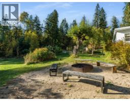 5995 Longbeach Road, Nelson, BC V1L6P3 Photo 12