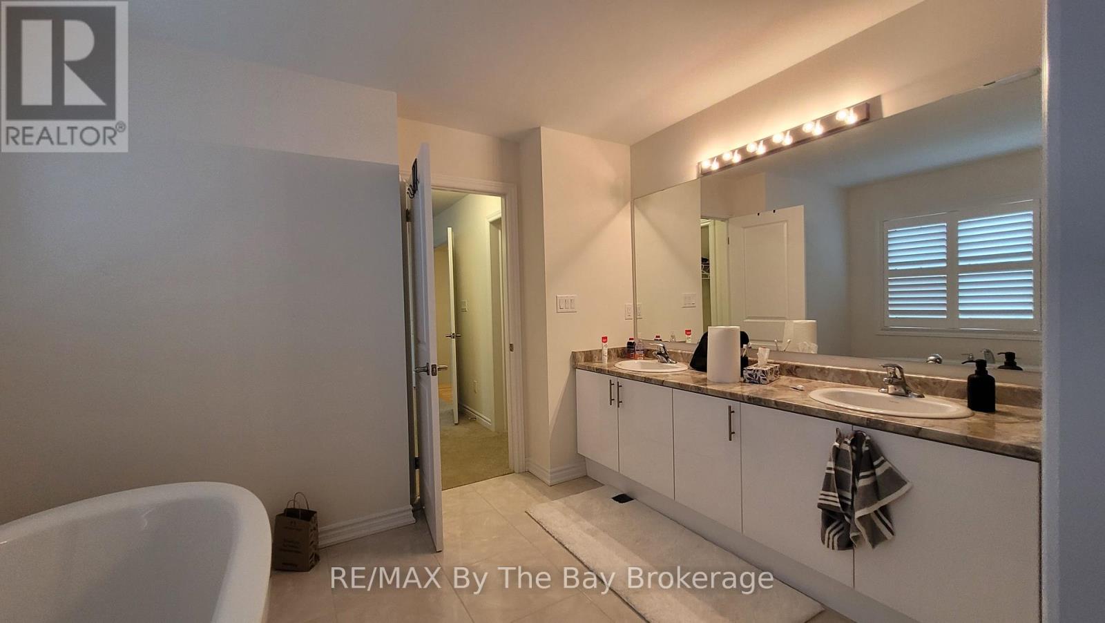 32 Rosanne Circle, Wasaga Beach photo 21