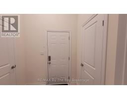 32 Rosanne Circle, Wasaga Beach, ON L9Z0N3 Photo 14