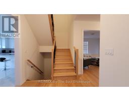 32 Rosanne Circle, Wasaga Beach, ON L9Z0N3 Photo 15