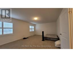 32 Rosanne Circle, Wasaga Beach, ON L9Z0N3 Photo 16
