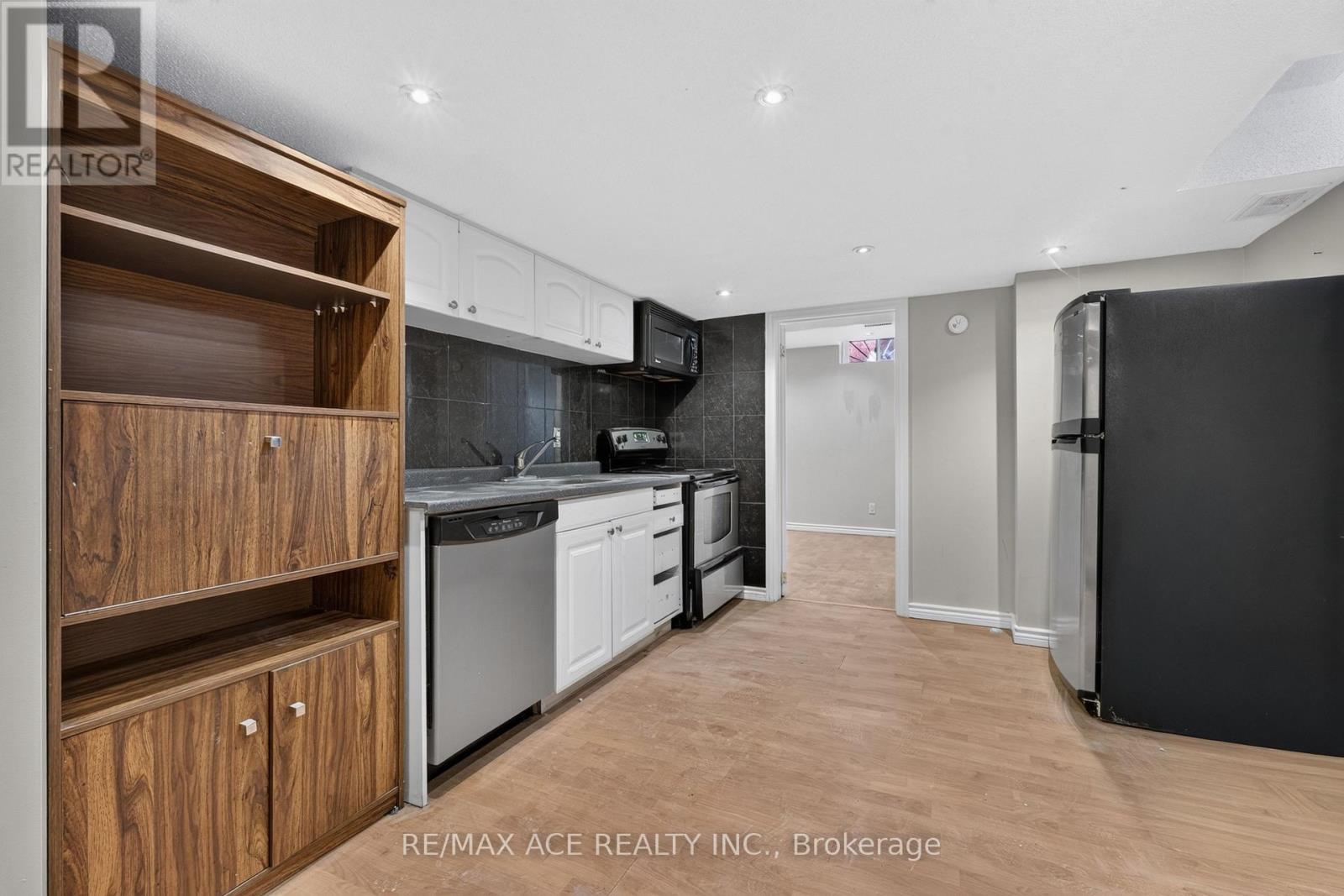 1690 MAJOR OAKS ROAD - 42