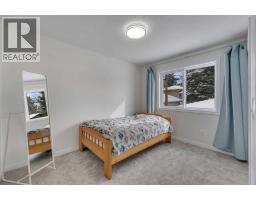 4824 Claret Street Nw, Calgary, AB T2L1C1 Photo 38