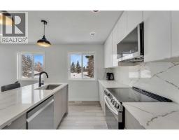 4824 Claret Street Nw, Calgary, AB T2L1C1 Photo 36