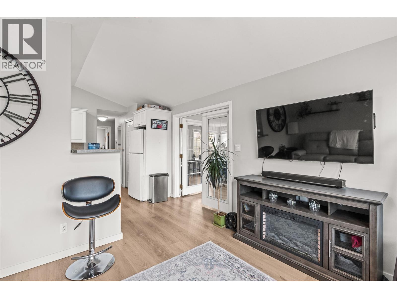 #38 8000 Highland Road - 30