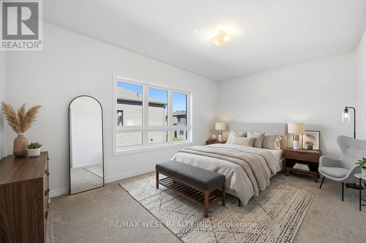 944 APPLE TERRACE - 5