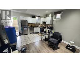 43 Waniska Avenue, Toronto, ON M8Y1R1 Photo 6