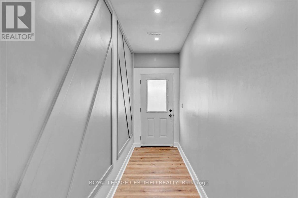 176 EMERALD STREET N, Hamilton (Landsdale) — photo 5