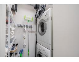 405 15388 105 Avenue, Surrey, BC V3R0C4 Photo 17
