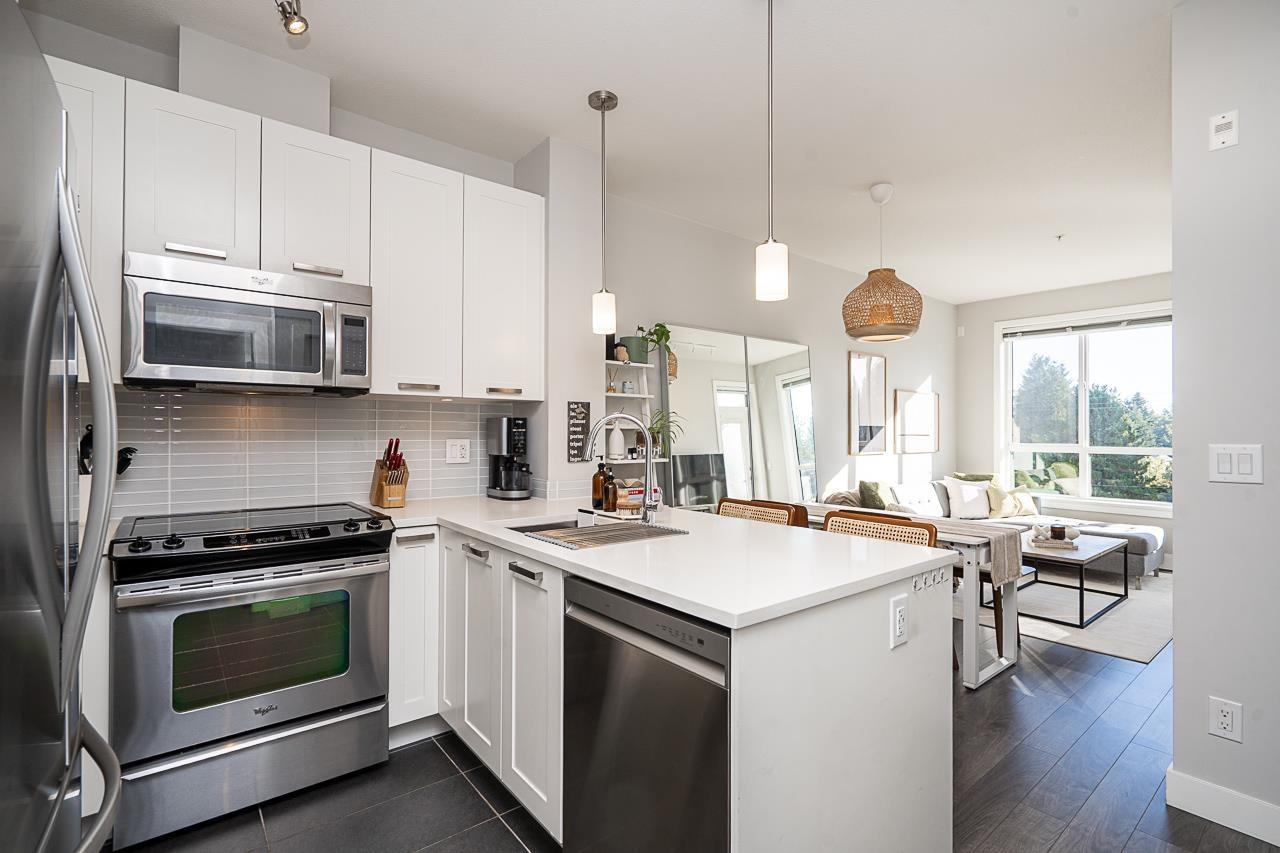 Photo of 405 15388 105 AVENUE 11