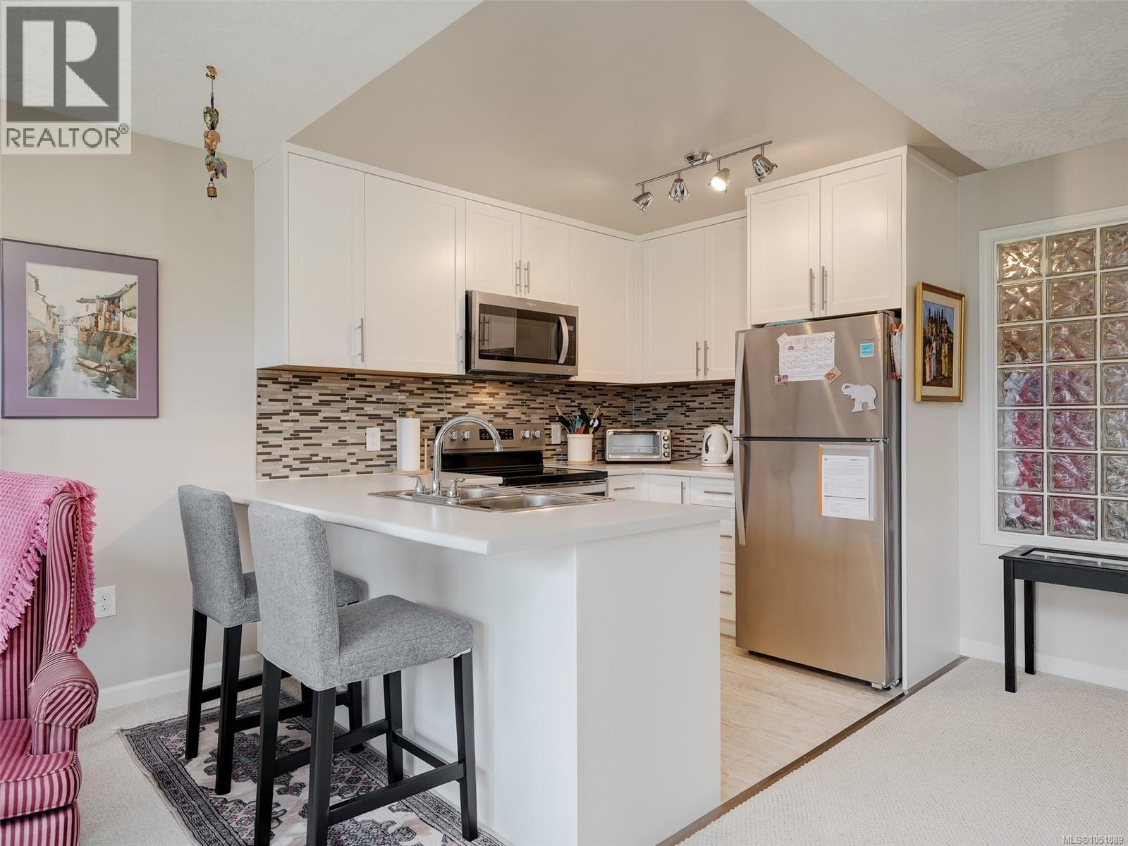 #316 1485 Garnet Rd - 9