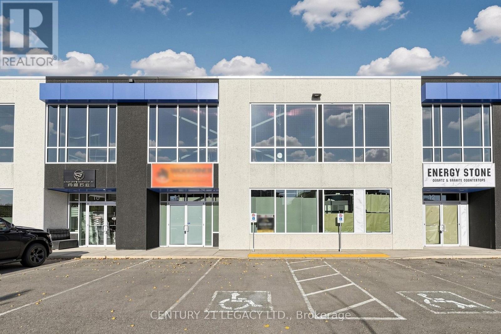 UNIT 11 - 10950 WOODBINE AVENUE, Markham (Victoria Square)