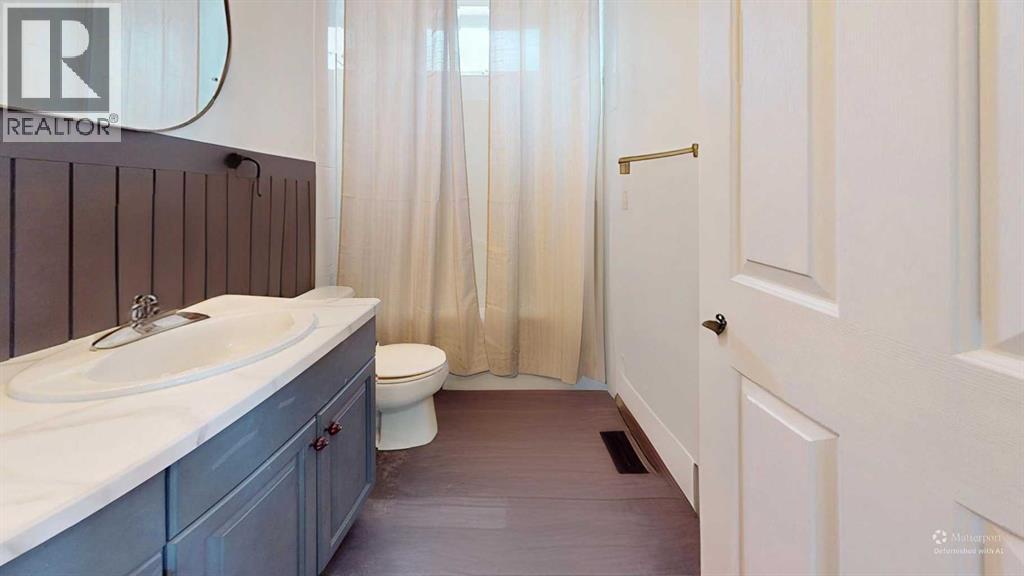 195 Cowichan Court W, photo 9 of 23