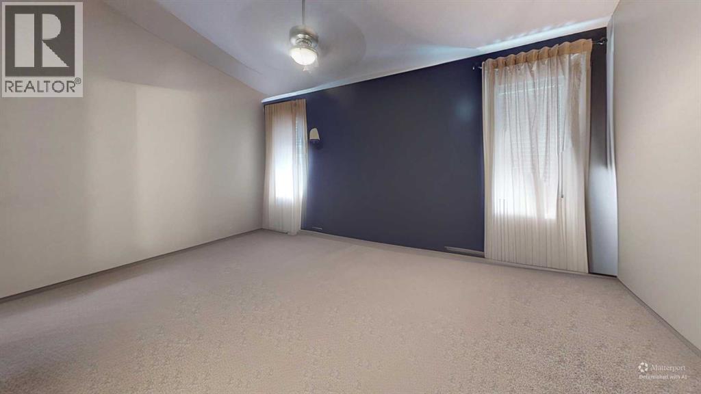 195 Cowichan Court W, photo 16 of 23
