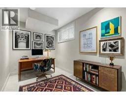 18 West Point Mews Sw, Calgary, AB T3H0X4 Photo 31