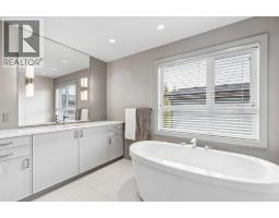 18 West Point Mews Sw, Calgary, AB T3H0X4 Photo 20