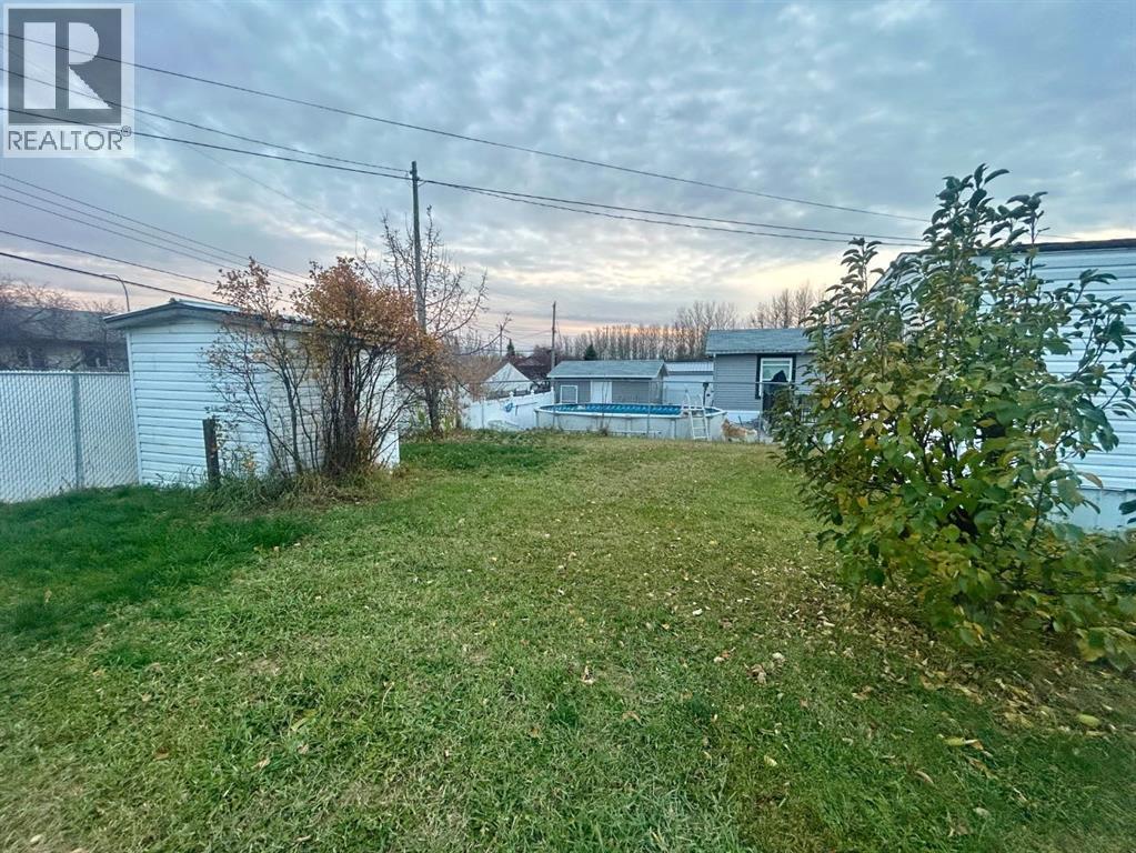 Photo 11 of 36